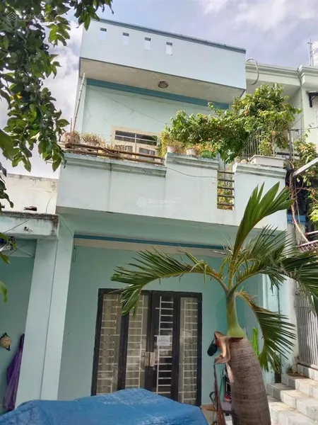 213m2. ngang 9,3m. 7pn. dòng tiền 10tr/tháng. gần chợ thủ đức. shr. gấp bán 6 tỷ rưỡi