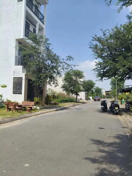 Sát đại lộ bắc sơn long thành,kết nối về sân bay long thành,1ty1 sổ sẵn công chứng,bank hỗ trợ 0 ls