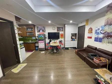 Chính chủ bán căn hộ 2 phòng ngủ sổ đỏ chính chủ 56,3m2 chung cư osaka complex