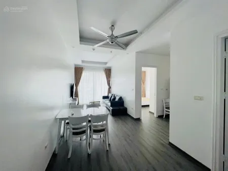 Do chuyển định cư không sử dụng nên cần bán căn hộ 2pn 80m2 trung tâm du lịch bãi cháy, hạ long