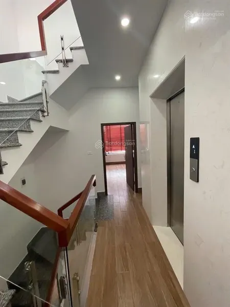 Bán nhà riêng . 65m2, 6 tầng thang máy. 15,5 tỷ, nhà ở phú thượng, tây hồ, ô tô vào tận nhà .