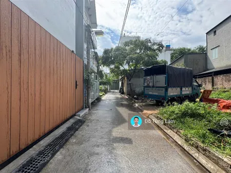 Nhà 3 tầng cự khối 95,7m2 mặt tiền rộng, đường ô tô, nơi an cư lý tưởng