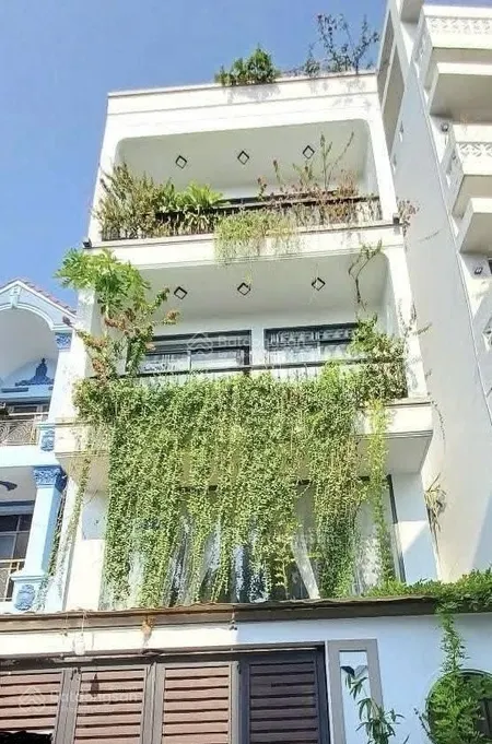 Chỉ 3 tỷ 450 bán nhà giá ngộp hẻm xe hơi phan văn hân bình thạnh khu vực sầm uất shr