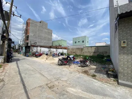 Bán gấp lô đất hẻm lê đình cẩn bình tân sổ hồng riêng, đường ô tô, giá 4tỷ650 bớt lộc
