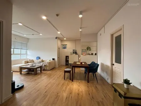 Bán cc tại constrexim copac square, q4. 5,7 tỷ, 88m2, 2pn, 2wc, nhiều tiện ích, nt mới đẹp sổ hồng.