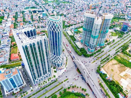 Cắt lỗ căn cc 2,5pn golden crown hải phòng/ ban công hướng tây bắc/ view hồ phương lưu