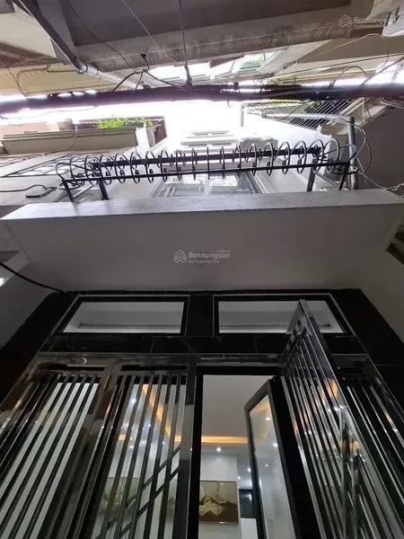 Bán nhà ngay thcs lê lợi ngay ngã 5 hà trì tiếp giáp phố bà triệu 40m2x4 tầng oto lùi cửa nhỉnh 7tỷ