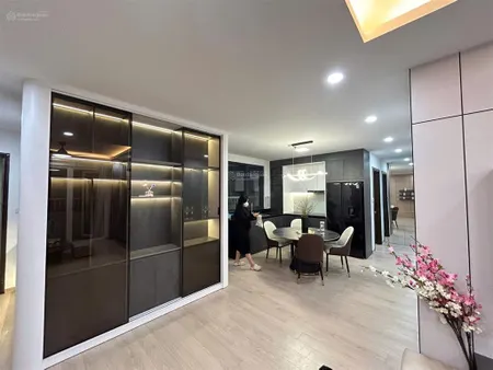 Chính chủ cần bán căn chung cư 3pn 2wc đầy đủ nội thất bàn giao nhà ngay