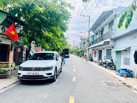 Bán xưởng mộc, về quê tại xã bà điểm, hóc môn, 170m, 6 tỷ thương lượng