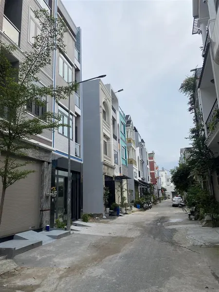 Đất 4x16, thổ cư 100%, đường nhựa 8,4m