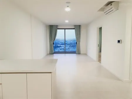 Chính chủ bán gấp 3 phòng ngủ 2wc 106m2 hỗ trợ vay ngân hàng, tầng trung view lk81, vạn phúc