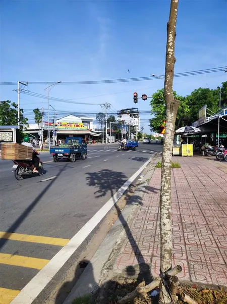 Bán đất 7,5 tỷ tại đường tôn đức thắng (tiến thành cũ), phường 3, vĩnh long, 140 m2, gần ngã 4