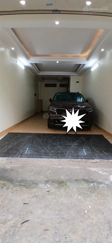 Chị gái nhờ bán nhà phân lô đền lừ, ô tô chạy vòng quanh 50m2 5 tầng 2 mặt thoáng