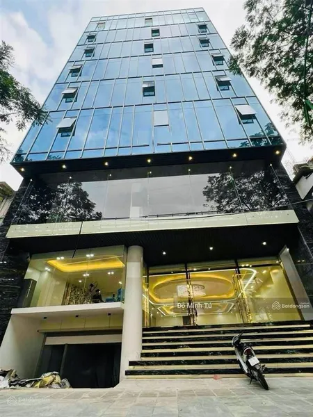 Khách sạn mp nguyễn trường tộ 215m2, mt 10m, 11 tầng, 1 chủ 1 sổ, xây full đất, 57 phòng kinh doanh