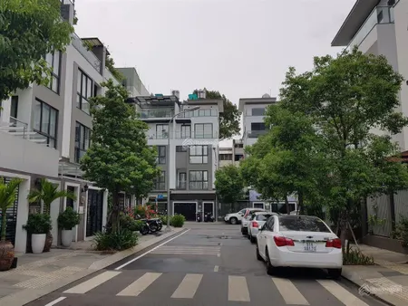 Chính chủ bán nhà khu biệt thự hà đô centrosa garden đường 3 tháng 2, p12, q. 10. giá 31 tỷ tl