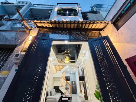 Lên sóng căn nhà mới 2 tầng 3 pn đường số 21 quang trung p 8 dt ngang 3 dài 10 trệt 2 lầu