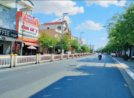 Siêu phẩm quỹ đất hiếm 3.000m² full thổ cư 100%, 3 mặt tiền 30/4 phù hợp xây chung cư chỉ 70 tỷ