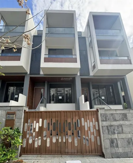 Ngợp căn nhà phố 7 tỷ còn 4,5 tỷ summerland mũi né