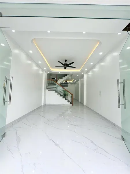Chỉ hơn 4 tỷ sở hữu nhà 4 tầng dt 50m2 đường 10m tại him lam hùng vương hồng bàng. 0977 942 ***