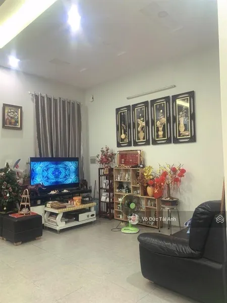 Nhà 3 tầng 135m2 cạnh đào trí, ngang hiếm 7m cách mặt tiền 30m xe hơi đến nhà chỉ 13 tỷ
