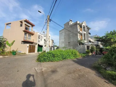 Chính chủ cần bán đât ngã ba long thuận 65m2 giá 3ty5 rẻ bất chấp ko có lô t2 giá này