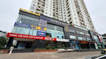 Chính chủ bán sàn văn phòng thương mại dự án cc ngô thì nhậm 800m2 đang cho thầu 1.5 tỷ/năm.
