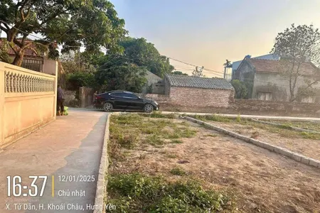 Lô góc quá đẹp ạ. bán nhanh lô đất khoái châu hưng yên.ô tô vào đất. dt 71m2, mt 5m. nhỉnh 1 tỷ