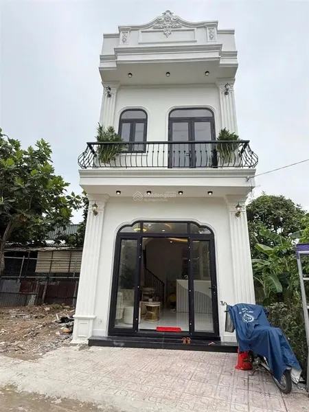 Siêu vị trí nhà mt khu rạch bạch nha, p5, mỹ tho. gồm 2pn 3wc full nội thất. giá 2,95 tỷ tl