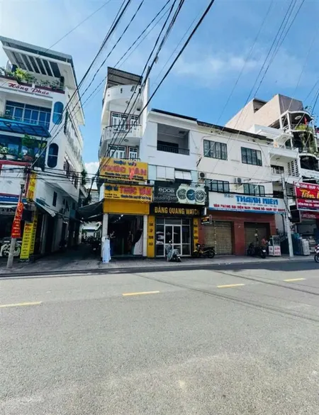 [ nhà 3 tầng thống nhất vị trí đỉnh cao ] khá gần yết kiêu giá 17,5 tỷ