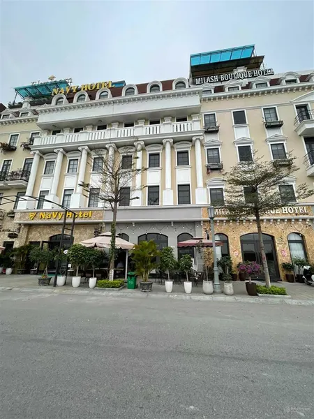Cần bán cắt lỗ 4 tỷ khách sạn 16p view biển tại trung tâm du lịch bãi cháy, hạ long giá chỉ 19,2 tỷ
