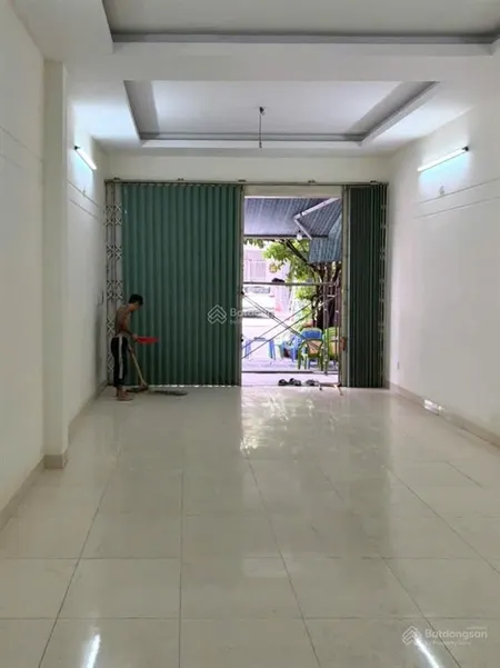 Bán nhà mặt phố hồ quý ly, 10,5 tỷ, 99m2, 4pn, 3wc, đẹp, nhiều tiện ích, đà nẵng