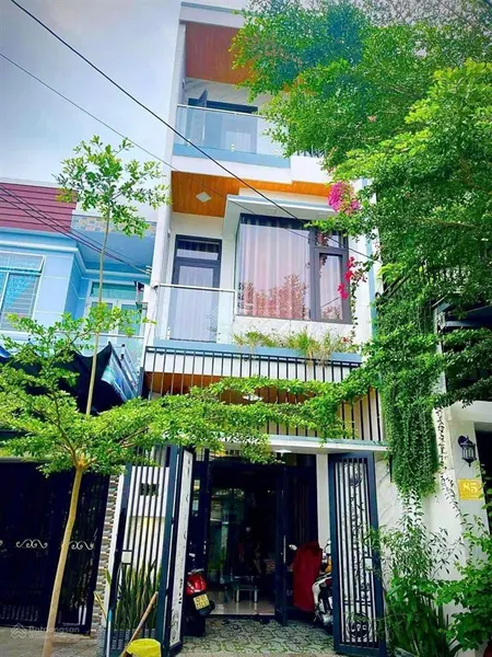 7.2 tỷ bán đ. hồ bá phấn sát ga metro phước long a, quận 9 77m2 đang cho thuê 20triệu/tháng