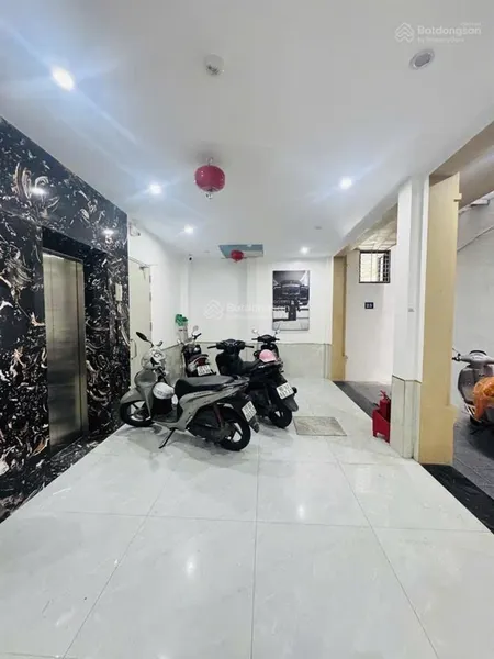 Siêu phẩm nhà phố vip lâm hạ long biên. dt 55m2, nhà 7 tầng thang máy, ô tô vào nhà. giá 15.8 tỷ