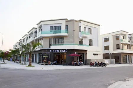 Cần bán căn góc shophouse mặt đường hữu nghị 138m2 đường rộng 56m, sổ đỏ sang tên ngay trong ngày