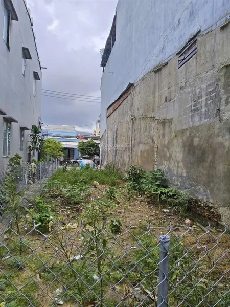 Lô đất mặt tiền đường trương định (7.5m), thông thẳng ra biển, kẹp kiệt 1.2m, giá tốt