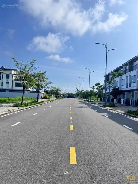 Bán đất mt nguyễn hữu cảnh quy hoạch 2 mt đường 635m (10x63,5) tb đường 13m giá 26,9 tỷ