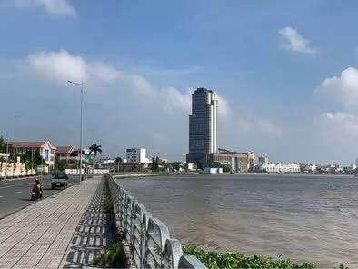 Bán đất nền thổ cư cạnh cầu trần hoàng na và bờ kè sông cần thơ dt 4m x 27m