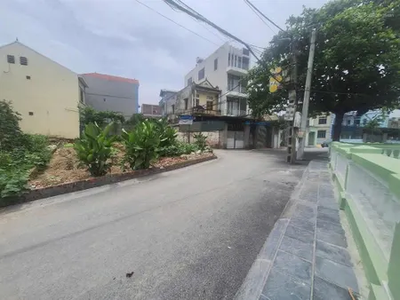 Siêu hiếm view hồ ô tô tránh 67.6m2 đất việt hùng đông anh