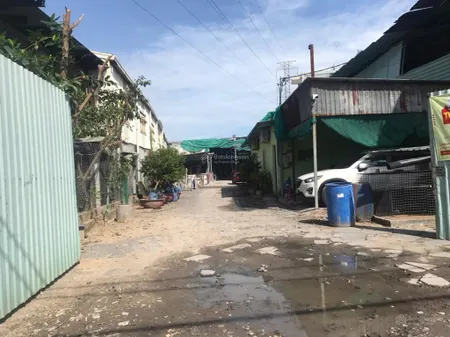 Đất đẹp nở hậu vị trí đỉnh xe cont ra vô thẳng 1 trục 50m ra ql1a shr thổ cư
