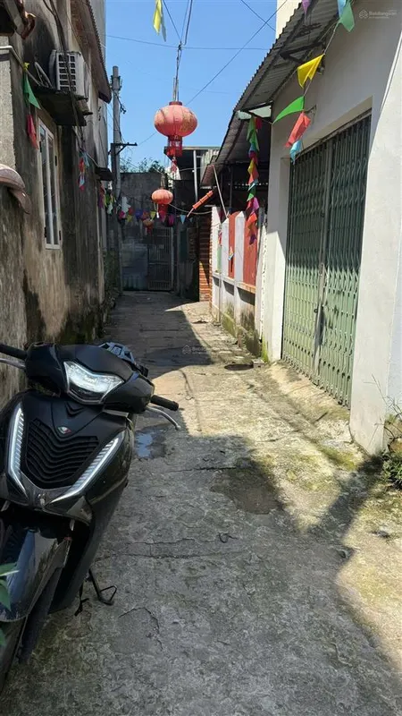 Bán lô góc 3 thoáng nhân huệ đồng mai diện tích 36m ngõ nông cách ql6 300m dân cư đông đúc, gần chợ