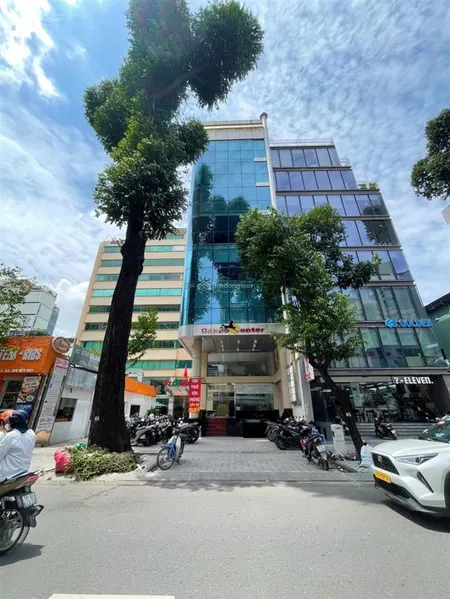 Bán toà nhà mặt tiền mạc đỉnh chi, quận 1. siêu vị trí, giá cực tốt