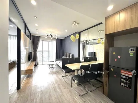 Chủ đi định cư bán gấp, ch h2 hoàng diệu q. 4 giá 1 tỷ 680 dt66m2, 2pn2nvs, tầng trung có sổ hồng