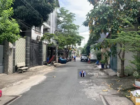 Mặt tiền nội bộ khu tân hương độc lập. vị trí đẹp, đường nhựa 12m có lề rộng. dt 8x18m và 8x23m