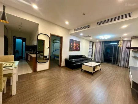 Hot!căn 3n2wc tại cc 93 láng hạ, full nội thất mới tính chưa ở, tầng trung, ban công đn, giá 17,9tỷ