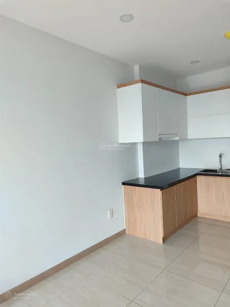 Căn hiếm bcons green view 2pn2wc, 52m² giá 2,05 tỷ bao thuế phí gần làng đại học, mặt tiền ql1k.