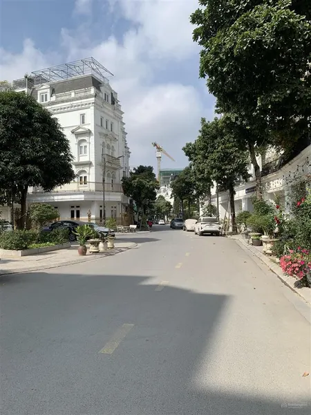 Cơ hội sở hữu đất vàng, lô góc ngay ngã tư vạn phúc giáp kđt louis city, ô tô đỗ cửa, 40m2, 9,5 tỷ