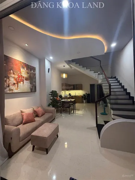 Hot, e bán nhà 1t2l 129,5m2 dtsd vị trí tiềm năng tăng giá cao gần vđ2 linh đông. sdt 0786 783 ***