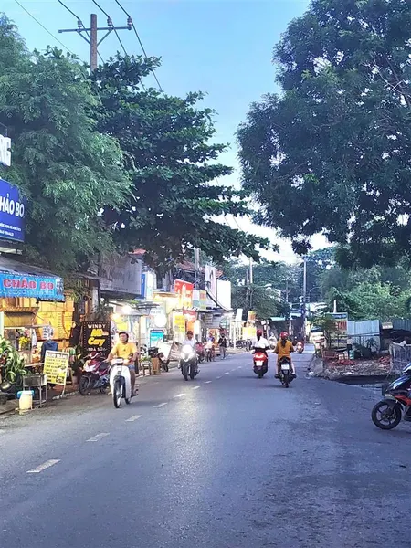 Bán gấp lô đất thổ cư 150m2, đường đông thạnh 4, hóc môn, giá 4,7 tỷ