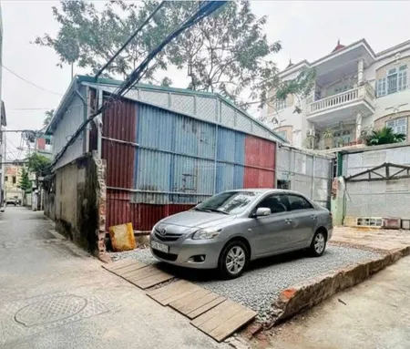 50m2 mt 4m lô góc 3 mặt thoáng ô tô vào nhà. ngõ 94 thượng thanh, gần c3 lý thường kiệt, giá 8.9 tỷ