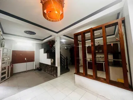 Chính chú nhà 3 lầu ô tô đõ cửa ngay kha vạn cân f liinh trung